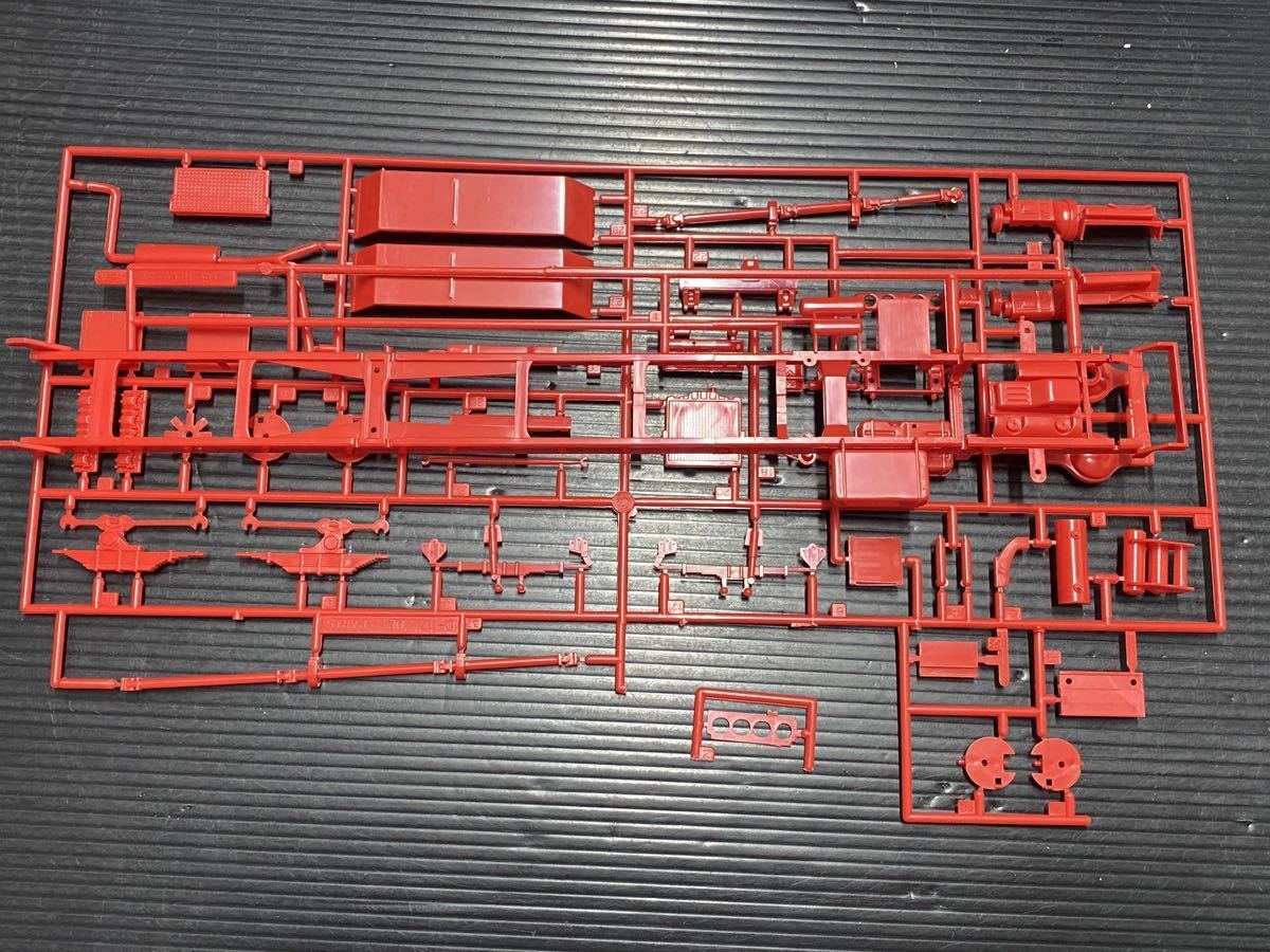 アオシマ 1/32 大型 3軸 高床 シャーシ 拍卖