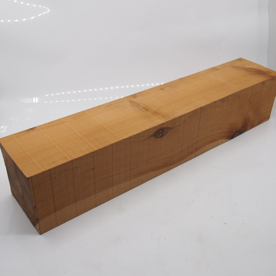 白檀 香木 角材 長さ50.5cm 重量約3.7kg 拍卖