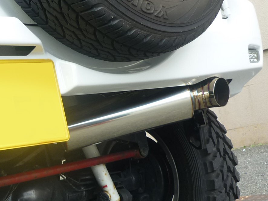 【JB23 JB33 JB43】AGITO ジムニー オールステンマフラー 右出し切曲テール拍卖