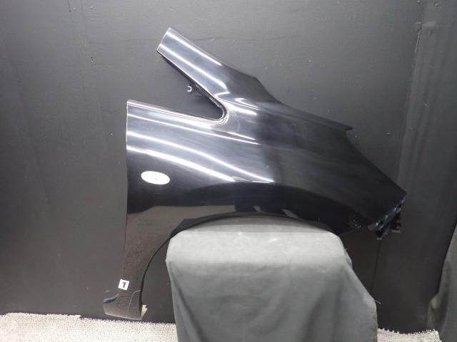 ノート DBA-E12 右フロントフェンダー KH3 F3100-3VAMA拍卖