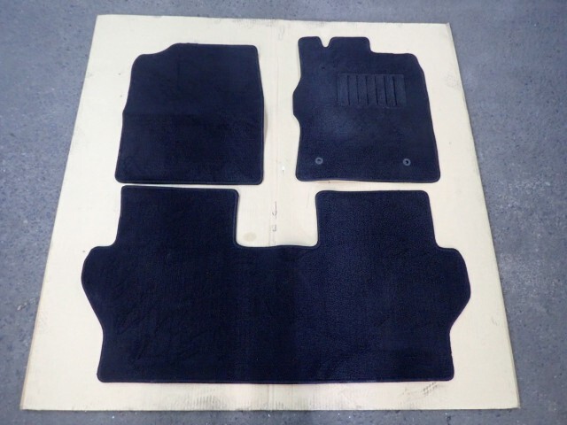 ムーヴキャンバス 5BA-LA800S フロアマット XE7拍卖