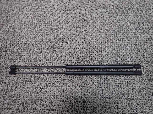 ベンツ Aクラス GH-168135 バックドアダンパー 971 A1689801264拍卖