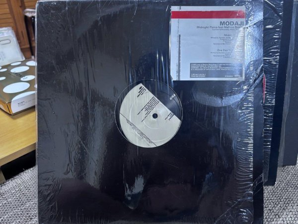 Modaji / Midnight Plains拍卖