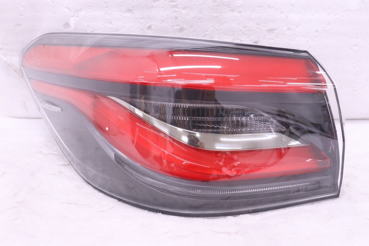 50-746★美品★LED AZSH20 クラウン 特別仕様車★左テールライト KOITO 30-447 打刻:BL スモーク ユニット 純正★トヨタ (UK)拍卖