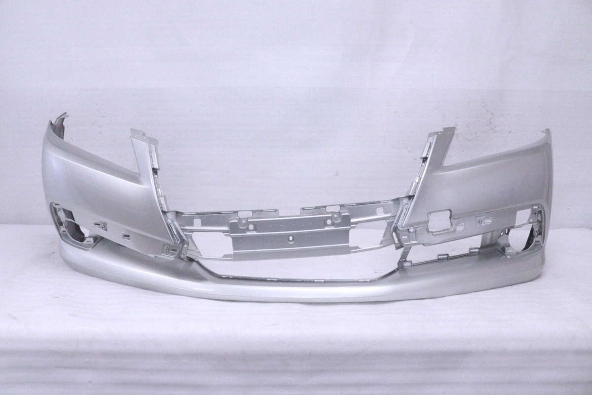 50-991★ウォッシャー穴無★前期 GRS210 クラウン ロイヤル フロントバンパー★52119-30E20 シルバー 補修用 純正 HV★トヨタ (KK)拍卖