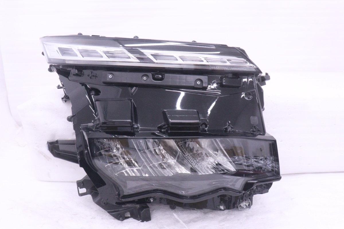 50-801★LED MZRA90W ヴォクシー★右ヘッドライト ICHIKOH V1-3 打刻:V5 ASSY ブラック 純正★トヨタ ジャンク (UK)拍卖