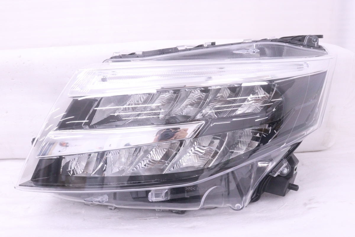 50-543★極上品★後期 LED M900A ルーミーカスタム★左ヘッドライト STANLEY W6242 打刻:A5 ASSY ブラック 純正★トヨタ (QT)拍卖