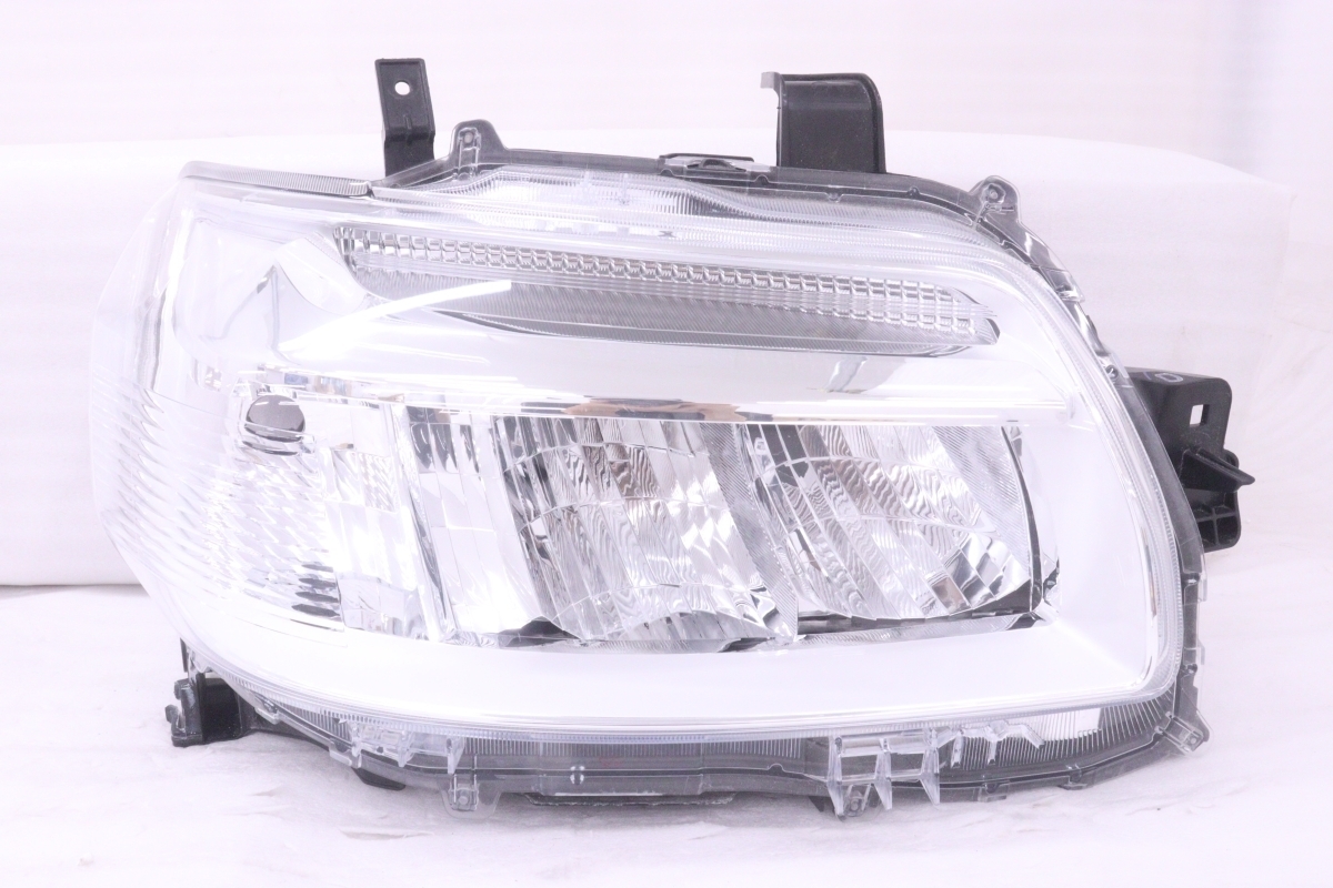 50-1659★美品★LED S403U タウンエーストラック★右ヘッドライト KOITO 100-8J009 打刻:D ユニット メッキ 純正★トヨタ (DM)拍卖