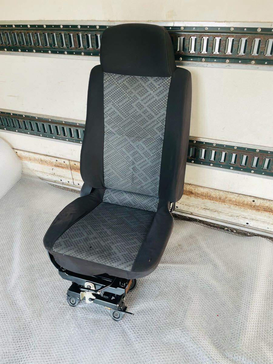 純正 日野 レンジャー ドライバーシート エアサスシート エアサス ダンパーシート 右 右側 動作車から取り外し 150726拍卖