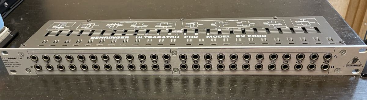 BEHRINGER パッチベイです。拍卖