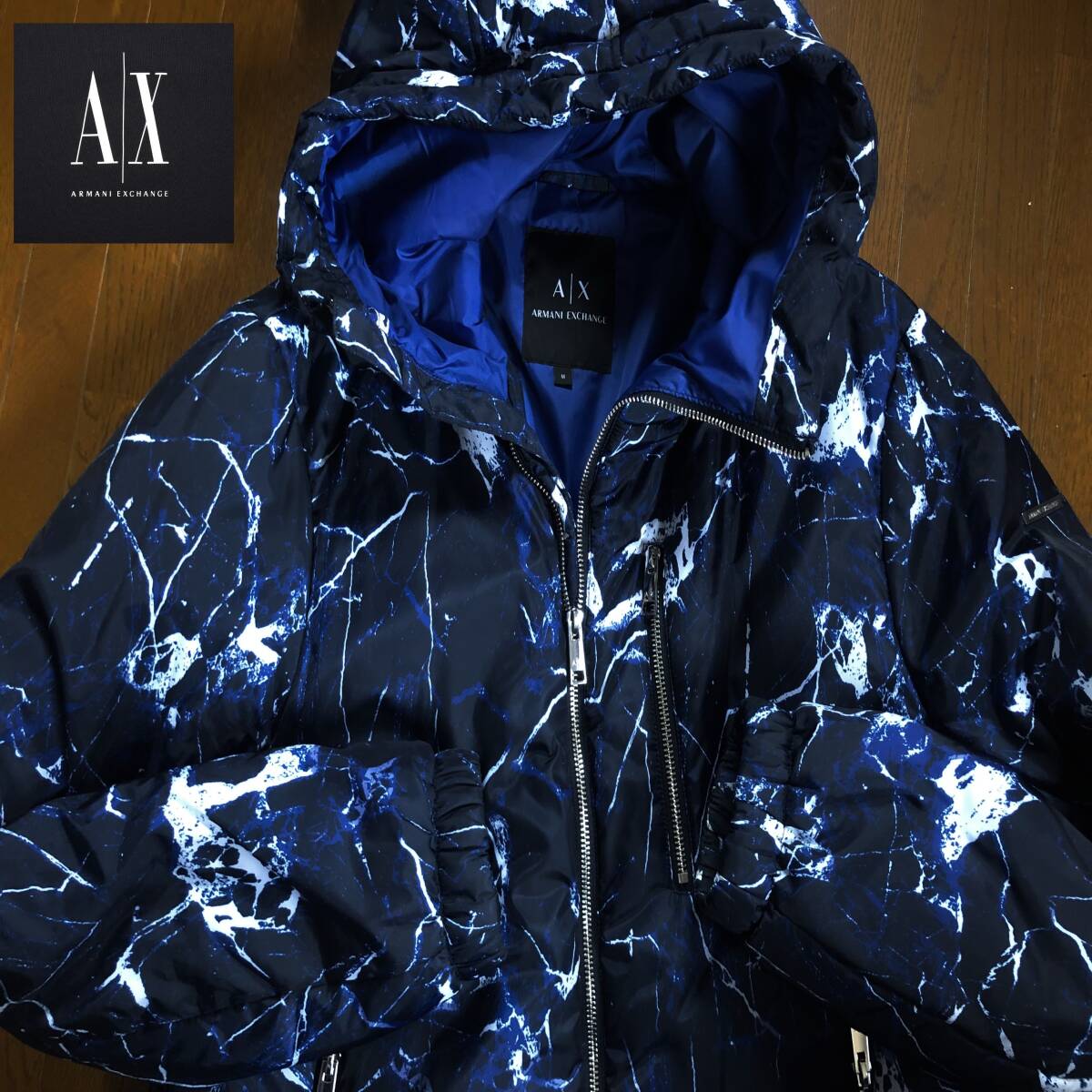 ●サイズL程 かっこいい ARMANI EXCHANGE アルマーニ エクスチェンジ 総柄 高級 中綿 ダウン ジャケット パーカー 即納 即決 メンズ ●0拍卖