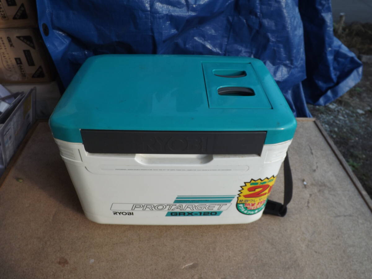 中古●RYOBI●リョービ●PROTARGET●【GRX-120】●クーラーボックス●容量:12リッター●発泡ウレタン採用●保冷力は従来比2.0倍●投入口付拍卖