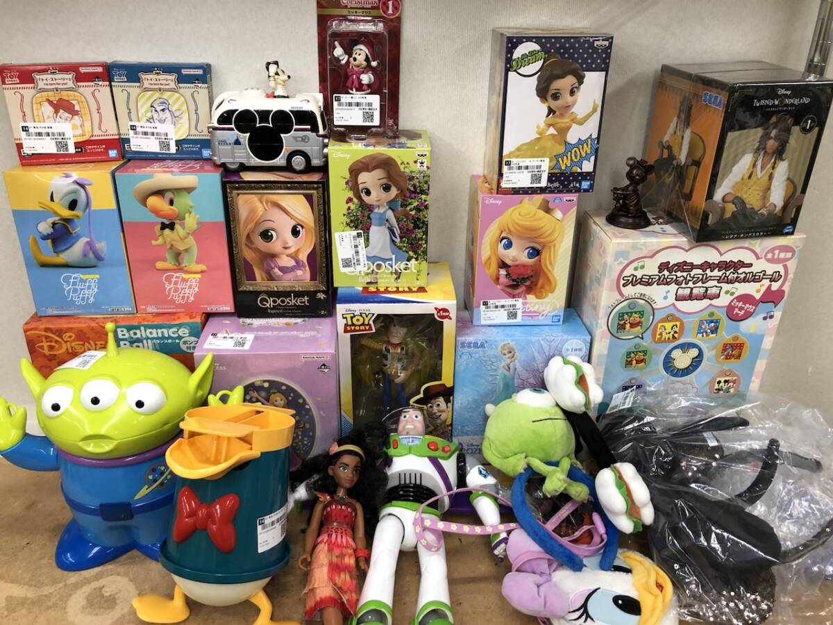 ディズニー グッズ まとめ売り トイストーリー ツイステ アナ雪 ミッキー スティッチ ラプンツェル ミニー 他 多数 250925SK170161拍卖