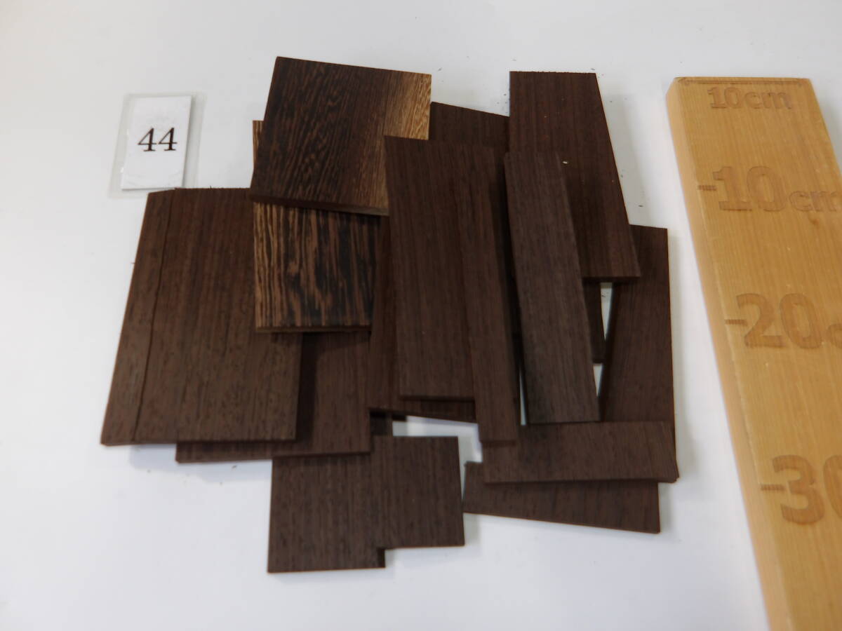 木っ端クラブ ★希少★ B級 ウエンジ 薄板 端材 (厚約11mm 幅約20~110mm) 4面プレーナー済 DIY ハンドメイド A44拍卖