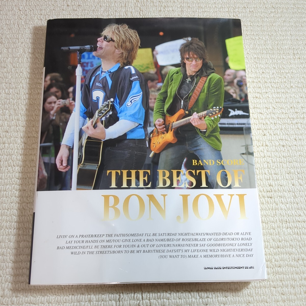 ボン ジョヴィ THE BEST OF BON JOVI バンドスコア拍卖