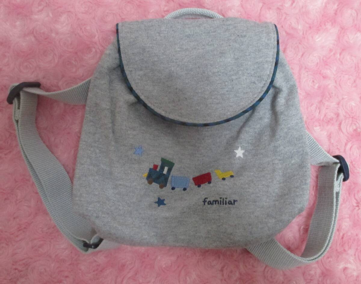 ファミリアfamiliar中古美品乳幼児用綿100%柔らかい軽いリュックサック日本製サイズ調整可能マジックテープで開閉拍卖