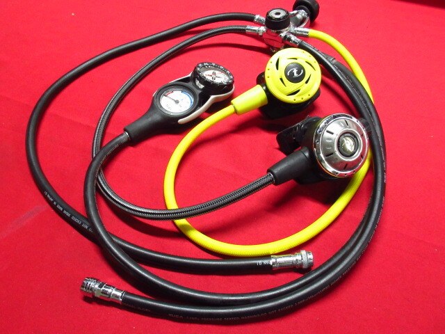 TUSA ツサ レギュレーター オクトパス ゲージ ダイビング用品 管理7KJ1024A-A14拍卖
