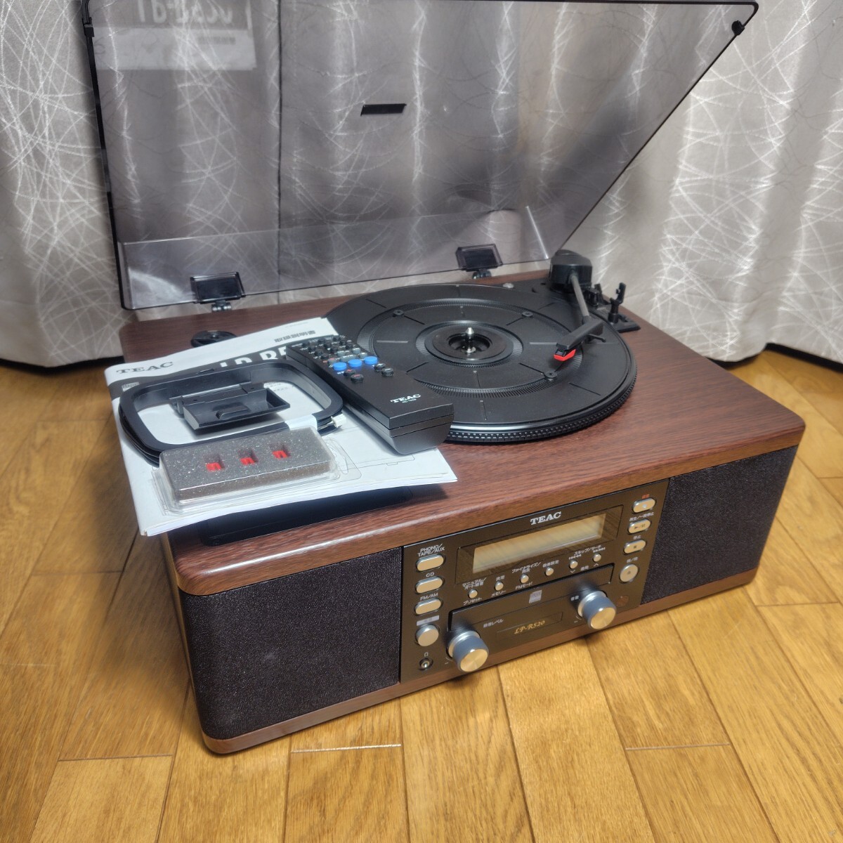 ティアック ターンテーブル/カセットプレーヤー付CDレコーダー「LP-R520」拍卖