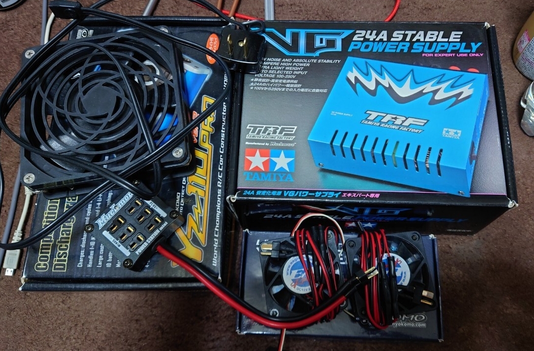 期間限定値下 超美品 中古 TRF VG POWER SUPPLY YOKOMO YZ-110PRO Ver2 YZ-114B2 Muchmore POWER STATION mini 即決時おまけ付 拍卖