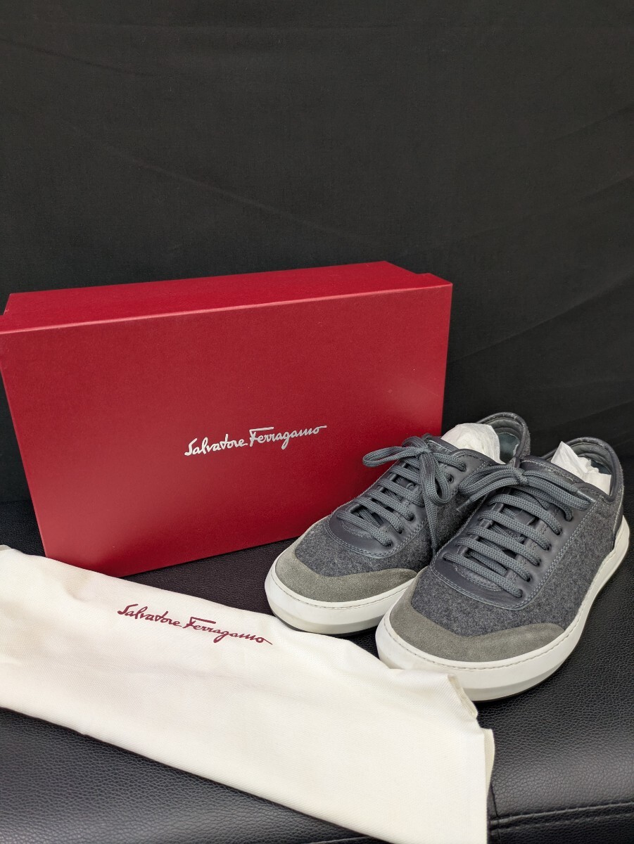 ★☆美品サルヴァトーレフェラガモ ローカット スニーカー シューズフランネル 保存袋付 グレー系 6.5EE 約24.5cm メンズ☆★拍卖