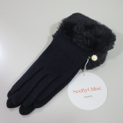 【SeeBy chloe】シーバイクロエ手袋 カシミヤ100% フェイクファー ロゴチャーム付き/ネイビー拍卖