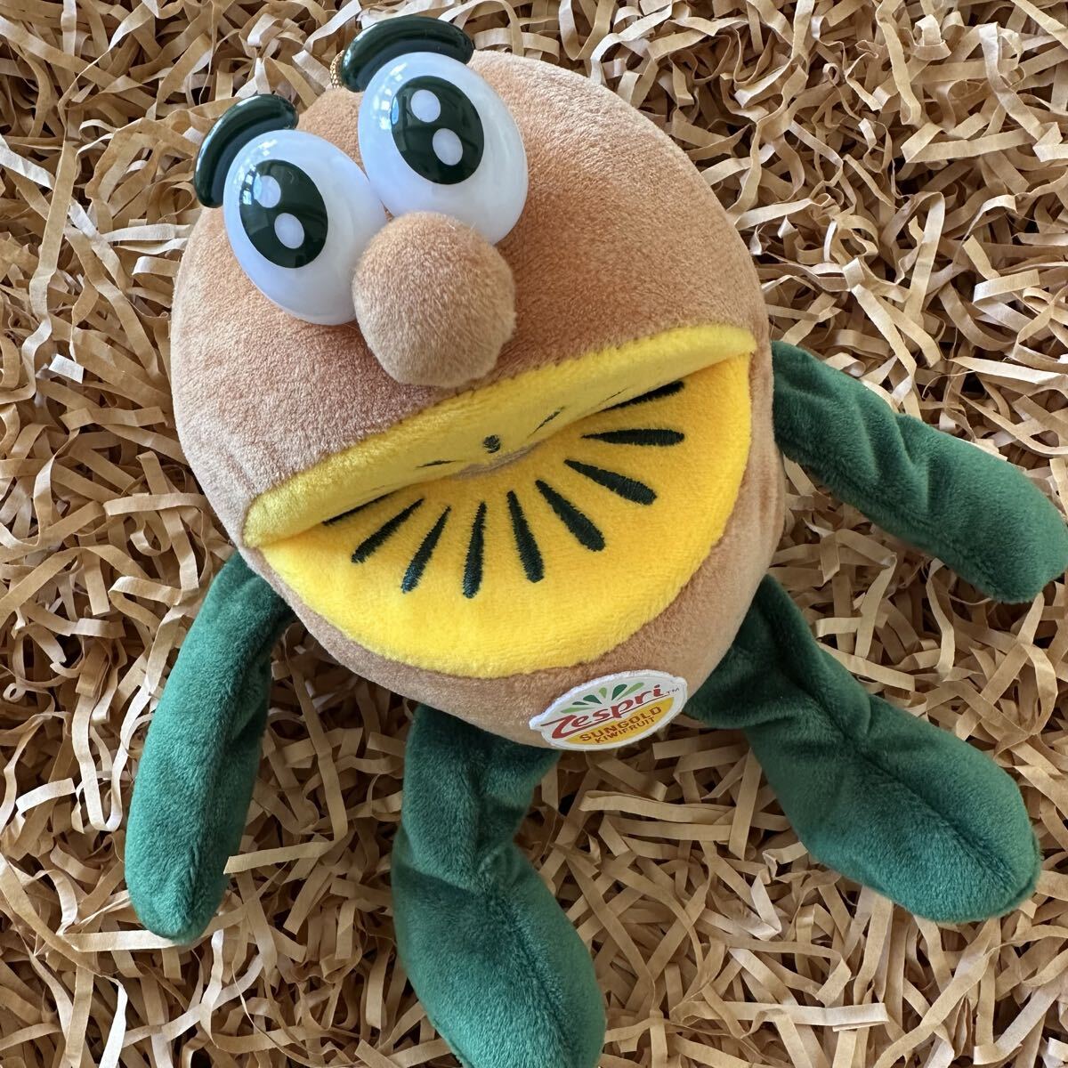 ゼスプリ キウイブラザーズ マスコット ポーチ キウイ ゴールド イエロー ぬいぐるみ コレクション グロー GLOW レア 希少 新品 未使用拍卖