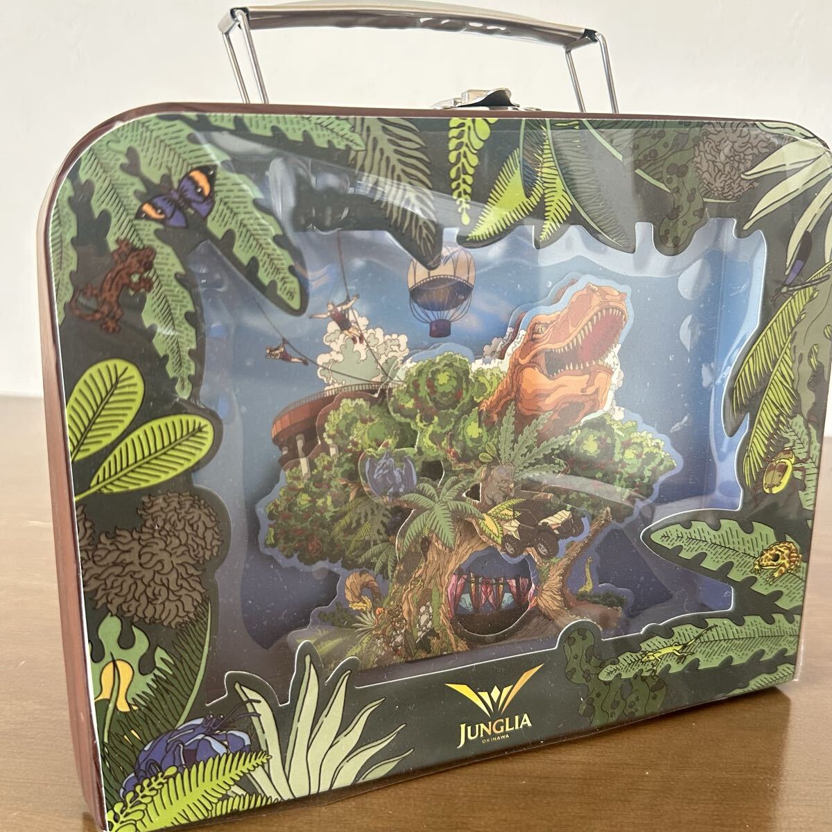 ジャングリア沖縄 トランクケース 小物入れ トランク ケース おもちゃ入れ 宝物箱 ピクニック 箱 ボックス 恐竜 ダイナソー 新品 未使用拍卖