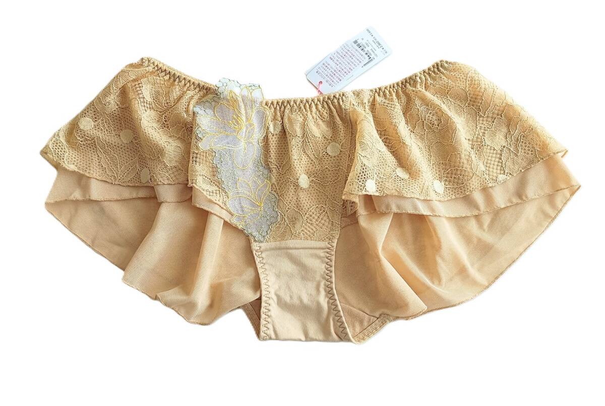 新品タグ付 トリンプ *Triumph* ボーイズレングスショーツ バタフライ ブルーム フレアショーツ Mサイズ 拍卖