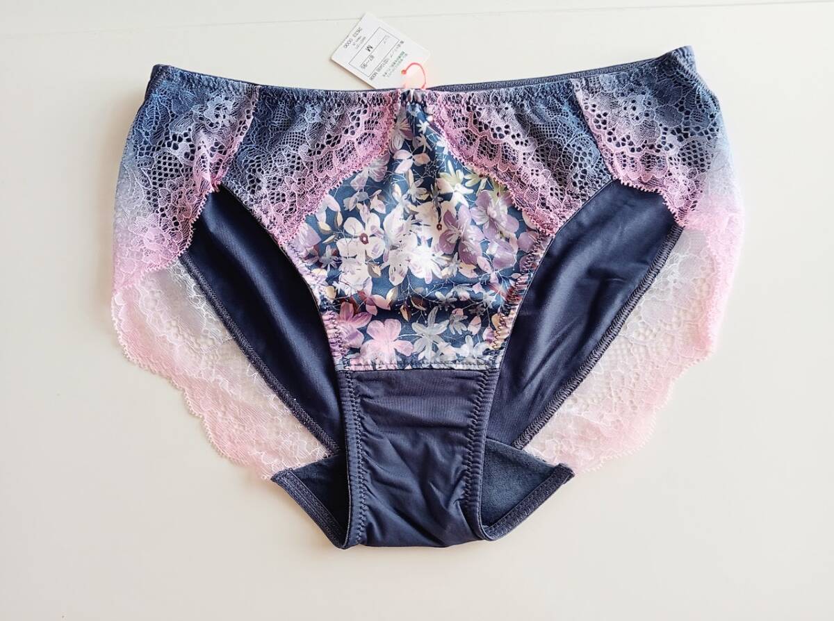 新品タグ付 トリンプ *Triumph* ワイルドグラデーションメドウ レギュラーショーツ Mサイズ 拍卖