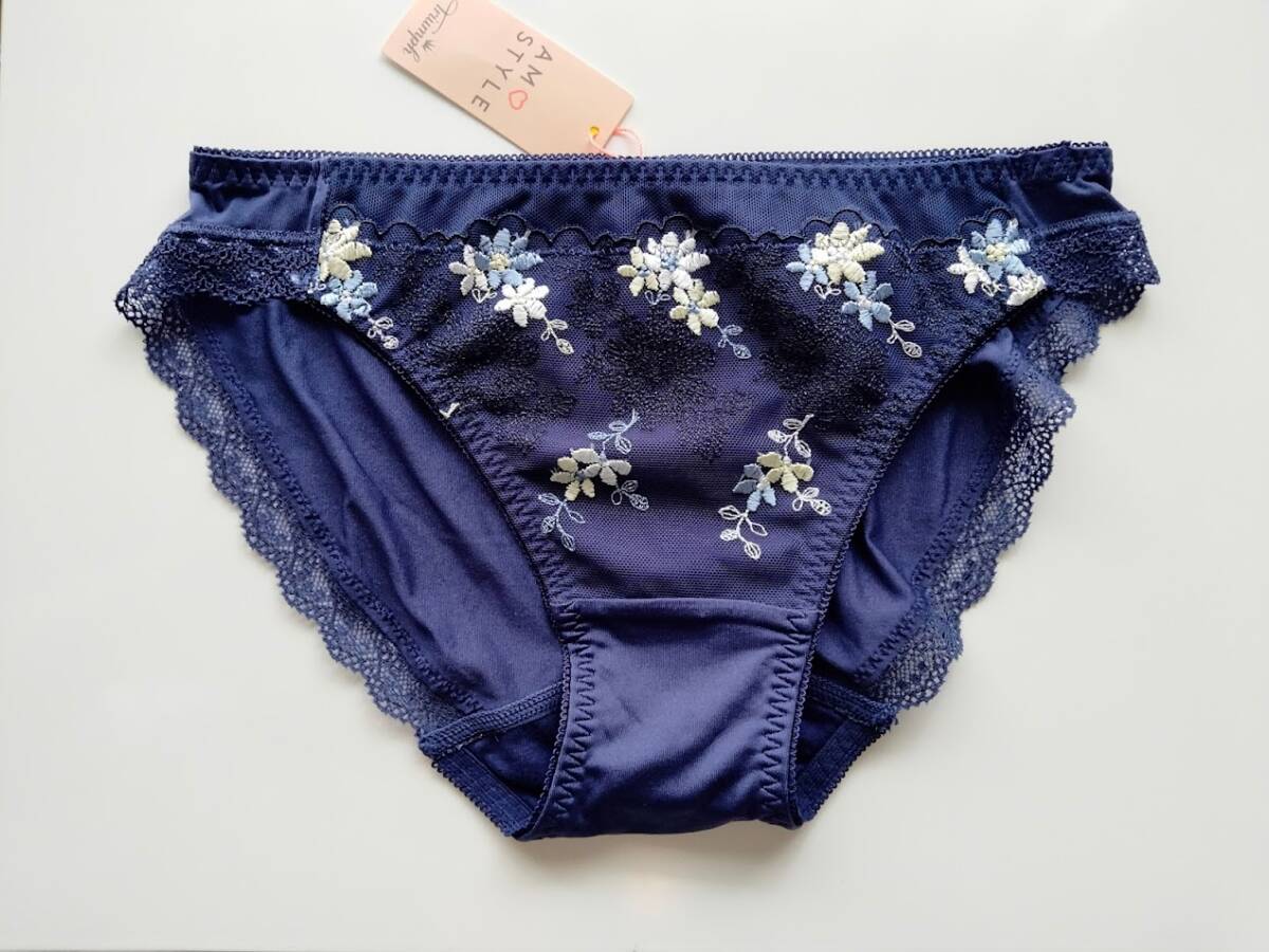 新品タグ付 トリンプ *Triumph* 夢みるブラ アンティークフラワー レギュラーショーツ Mサイズ拍卖
