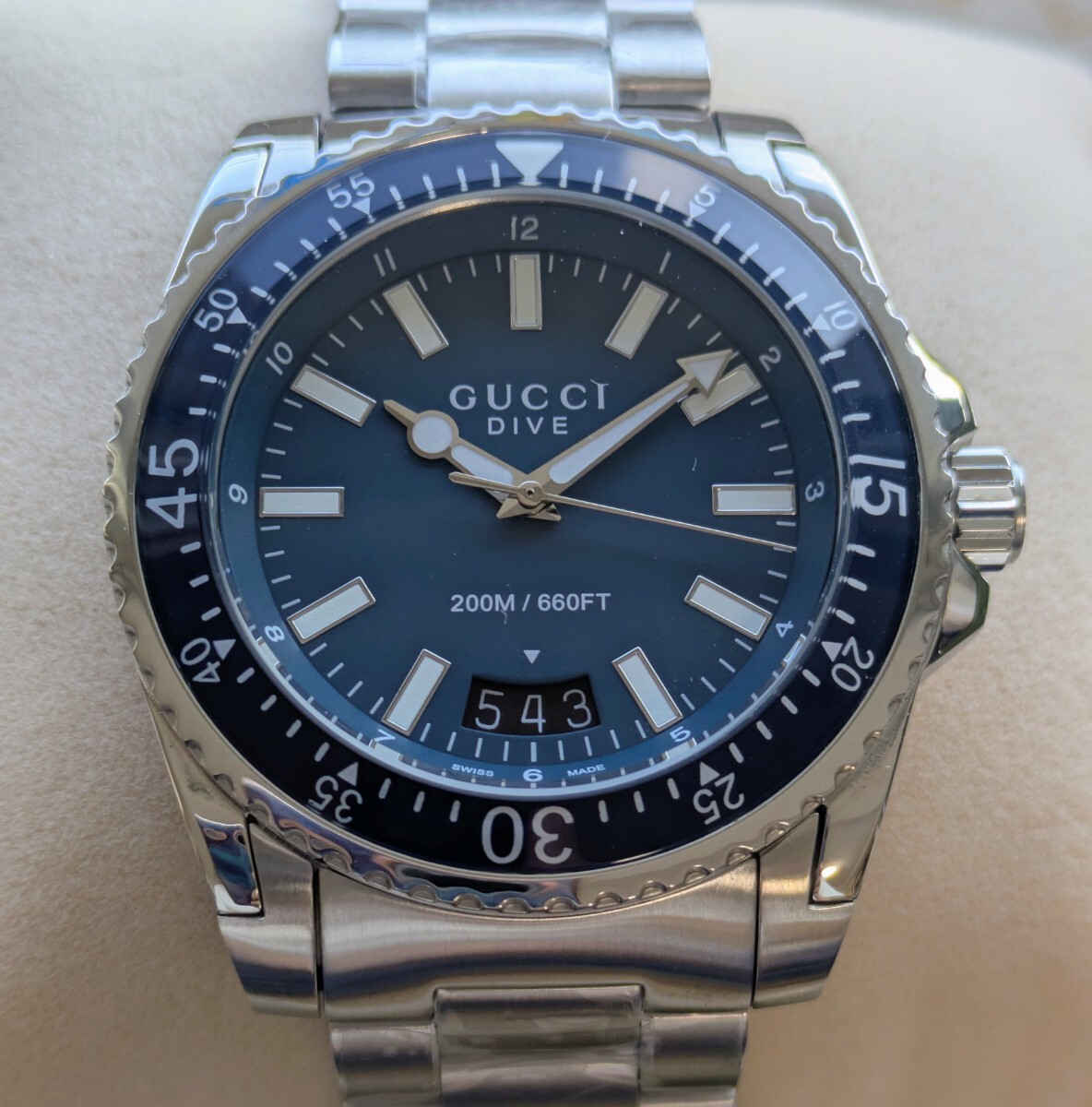 新品未使用 グッチ GUCCI 腕時計  ダイブ 紺 メンズ YA136203 45ミリ  ダイバーズウォッチ DIVE 拍卖