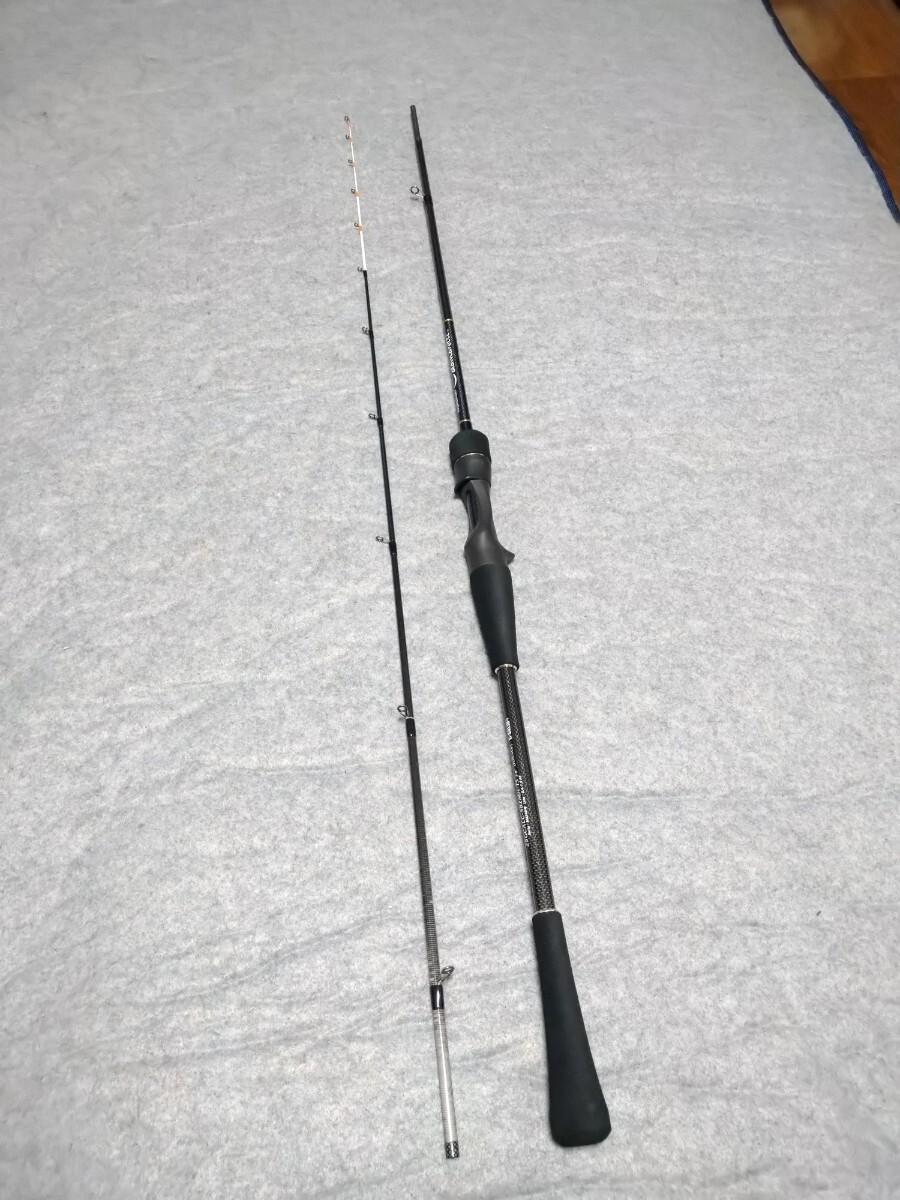 美品 オリムピック グラファイトリーダー 25カラマレッティー メタルスッテモデル 25GCALC-582MH-TS チタンソリッドティップ ベイトモデル拍卖