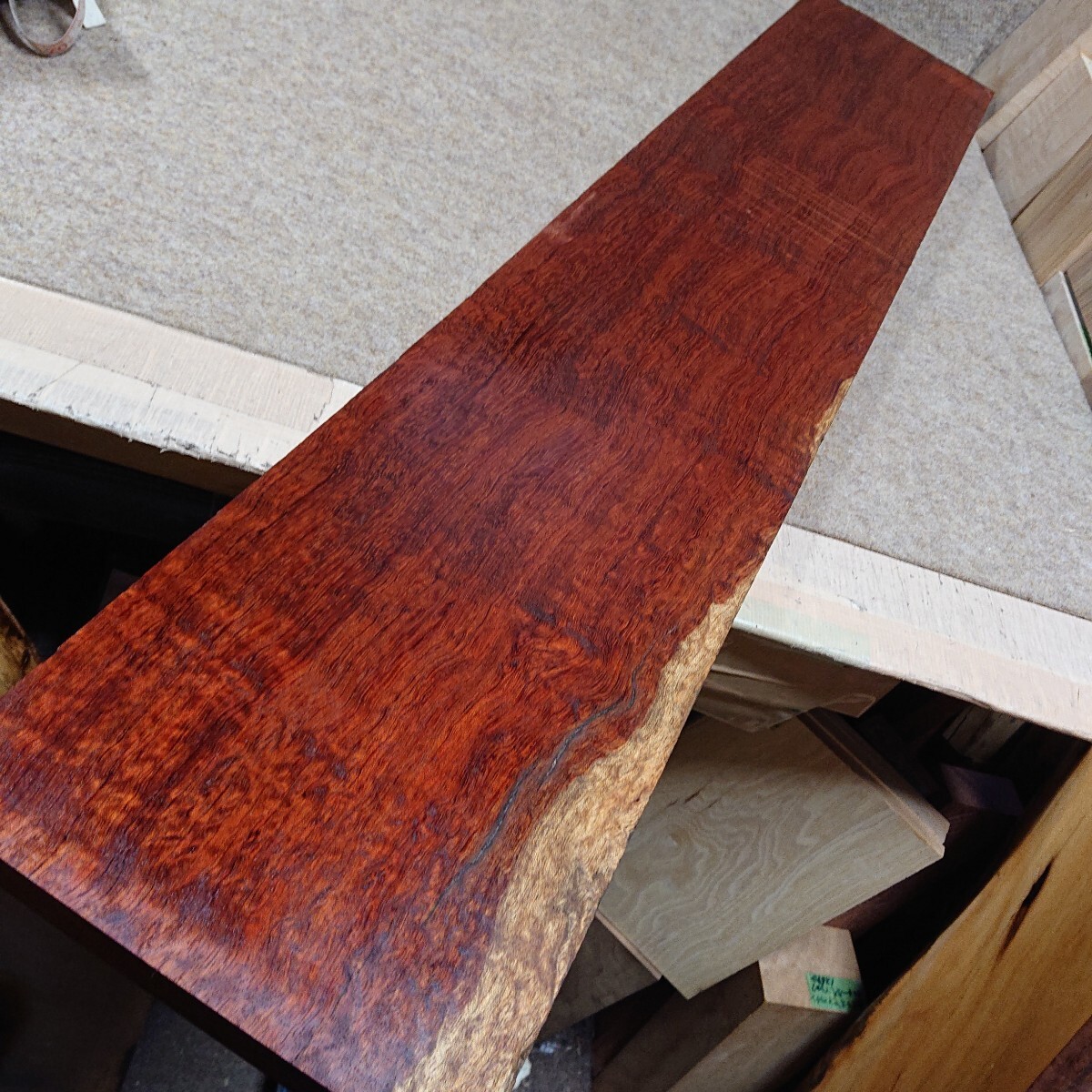 ブビンガ超極美柾超極美ウズラ杢幅広厚ブロック特大 4112g拍卖