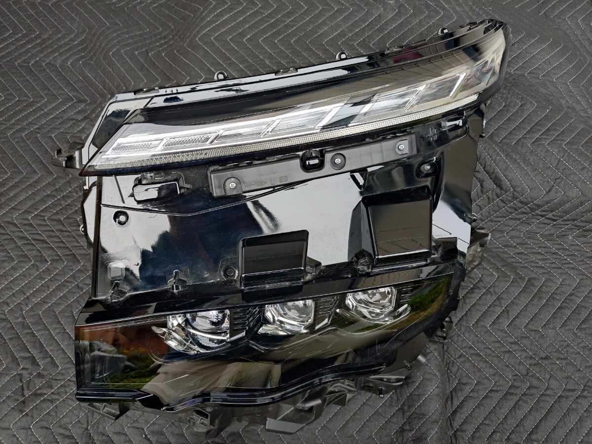 美品 ヴォクシー ZWR90W 90系 へッドライト 左 左側 イチコー LED 打刻V8 81185-V1080 81150-V1082 トヨタ ICHIKOH拍卖