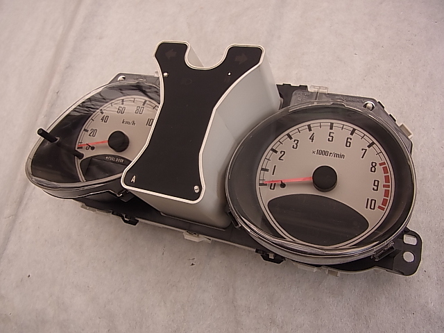 希少!! L700S L710S ミラ ジーノ 後期 2眼 5MT 5速 マニュアル 純正 スピードメーター DCN拍卖