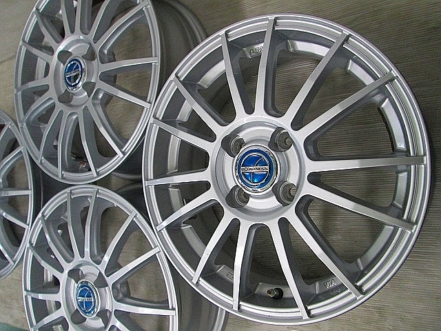 Weds■BLUE.NESS■15インチ 4穴-100■装着車種※球面 フィット 装着車種※球面 フィット拍卖