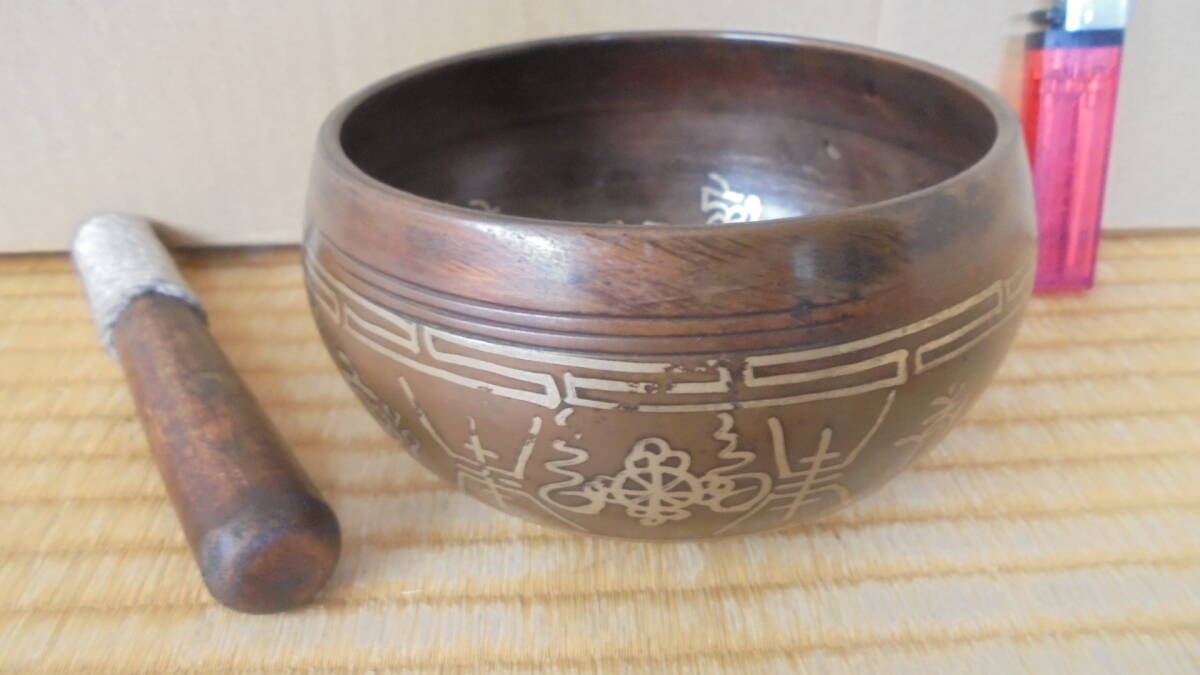 お鈴 鈴棒付 象嵌模様入 チベット ラマ鈴 仏具 寺院 肉厚銅製 良品 6764 仏具 神具等 京都雲屋 拍卖