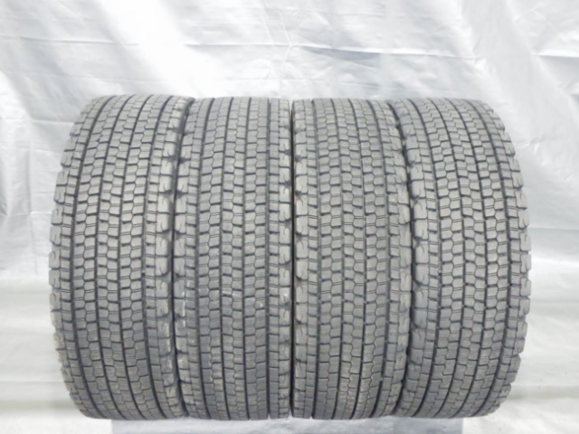 245/70R19.5 136/134J ブリヂストン 冬 エコピア W901 中古 4本セット スタッドレスタイヤ 2021年 日本製 245/70/19.5 245/70-19.5 UT3201拍卖