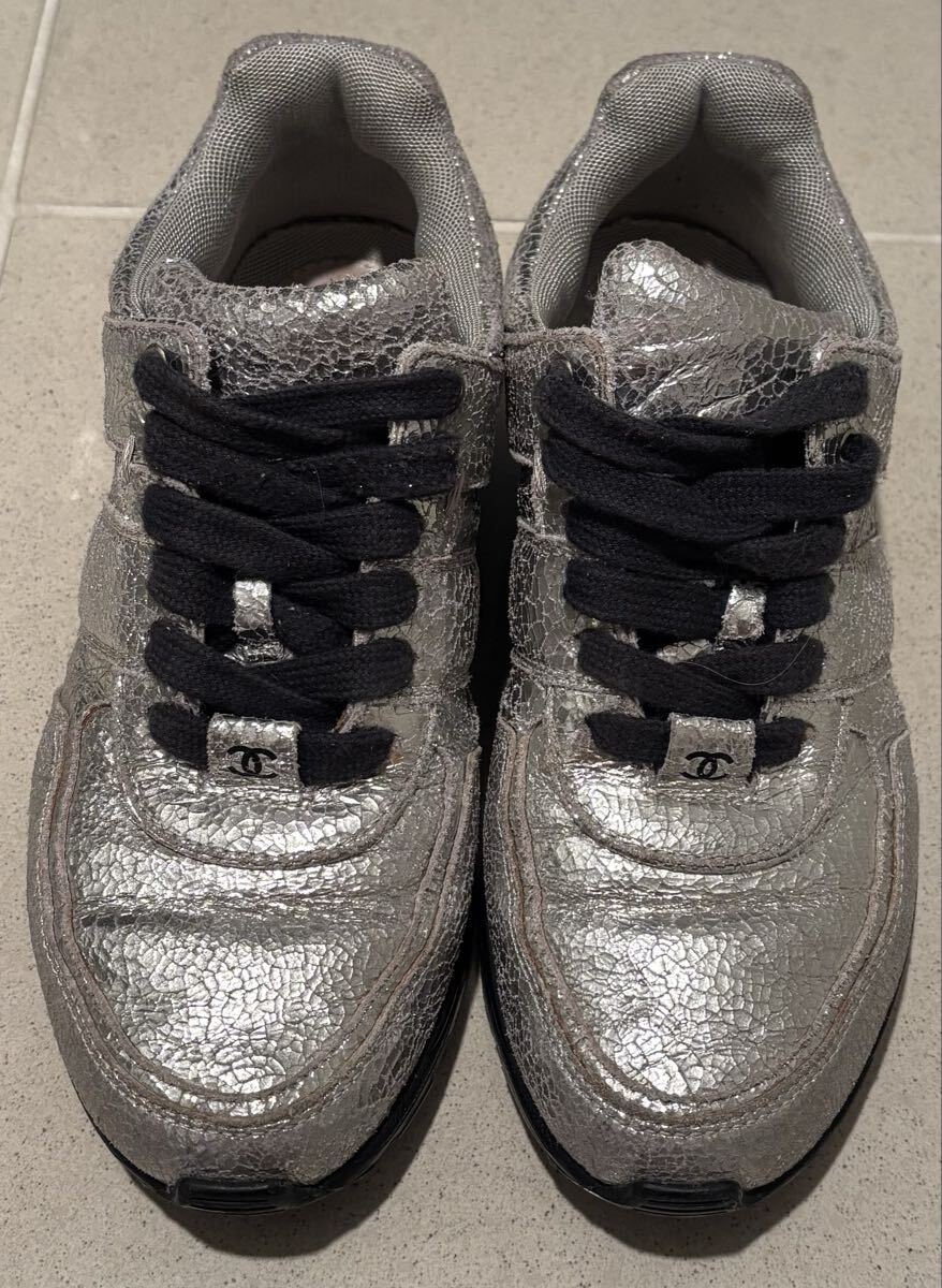 CHANEL シャネル  スニーカー シルバー 36ハーフ 靴 23㎝ 23.5㎝拍卖