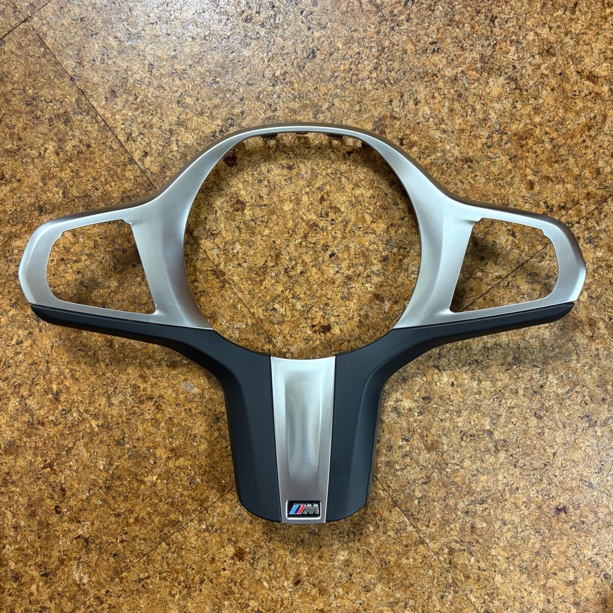 BMW G系 純正 ステアリング 化粧パネル 拍卖