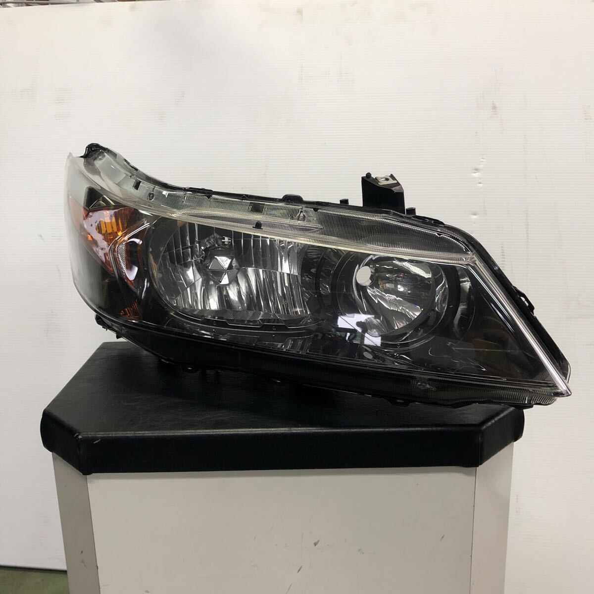 ホンダ ストリーム Koito 100-22652 右 ヘッドライト拍卖