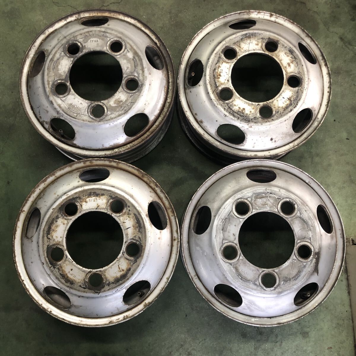 TOPY 16インチ T16×5.5K E5.0 鉄ホイール スチールホイール アルミホイール 4本セット トラック拍卖