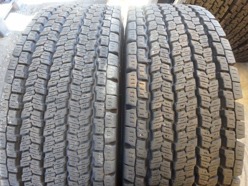 N587 送料無料【275/80R22.5 151/148】ヨコハマ 905W スタッドレス 2本 2022年製 約6.5-7分山拍卖