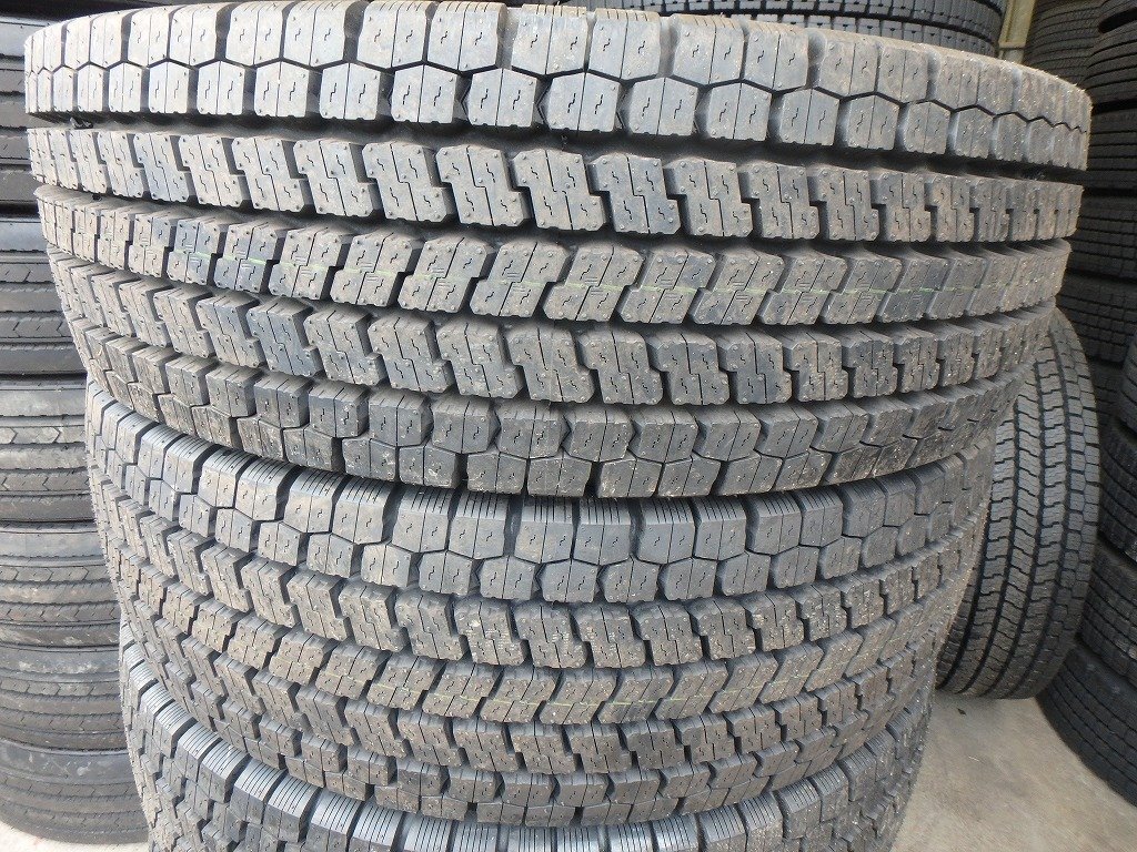 N594-3 新品 送料無料【295/80R22.5 153/150】ヨコハマ ZEN902 スタッドレス 2本 2023年製拍卖