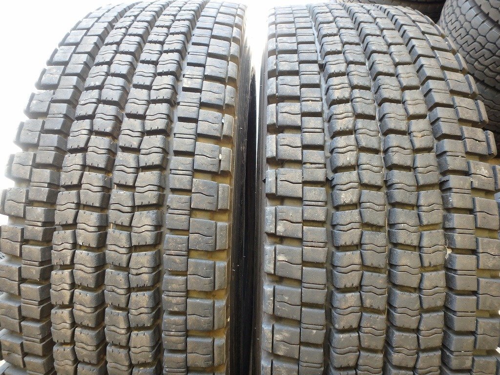 N420 送料無料【11R22.5 14PR】ダンロップ SP001 スタッドレス 2本 2022年製 約7-7.5分山拍卖