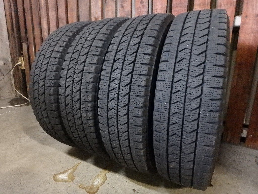 Y447 送料無料【175/75R15 103/101】ブリヂストン W989 スタッドレス 4本 2023年製 約6分山拍卖
