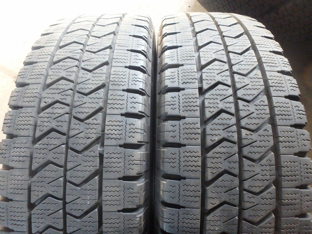 N700 送料無料【225/70R16 117/115】ブリヂストン W989 スタッドレス 2本 2023年製 約6-6.5分山拍卖