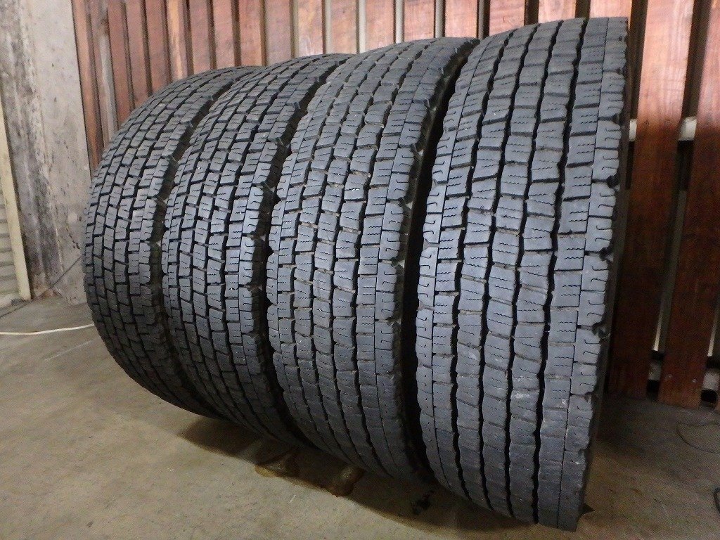 Y464 送料無料【225/80R17.5 123/122】ダンロップ SP081 スタッドレス 4本 2022年製 約6.5-7分山拍卖