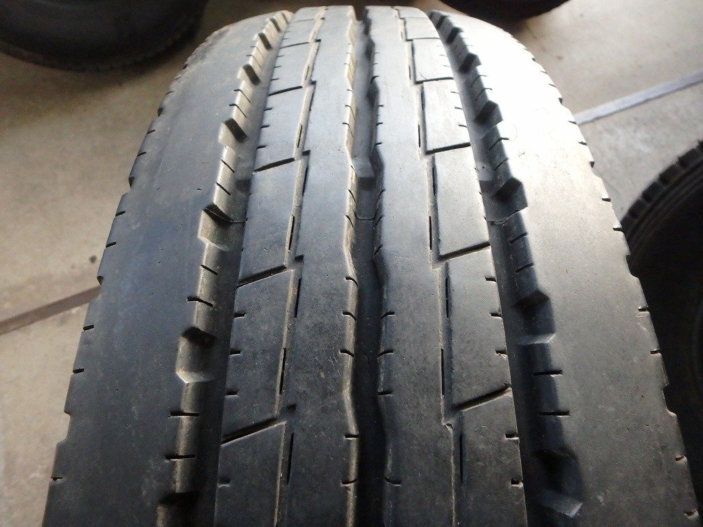 Y459 送料無料【205/85R16 117/115】ヨコハマ LT151R 夏タイヤ 1本のみ 2021年製 約8分山拍卖