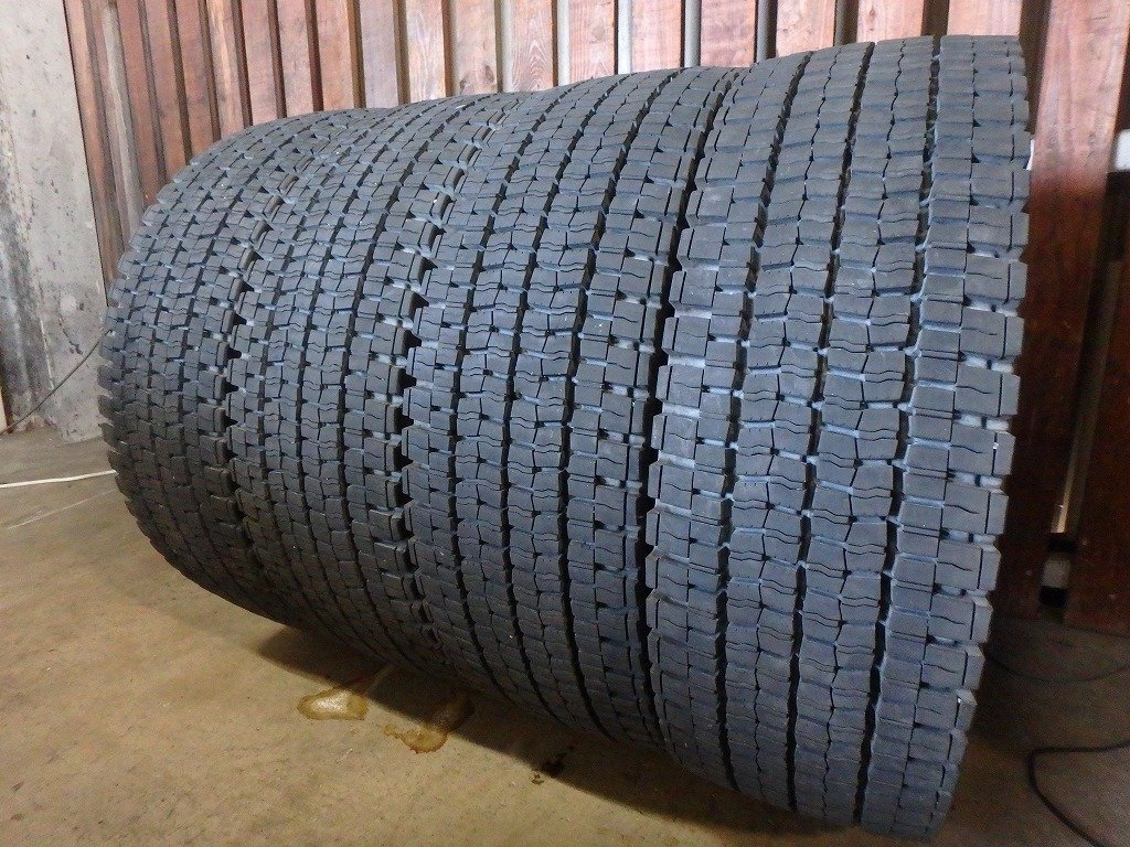 Y485 送料無料【215/70R17.5 123/121】ダンロップ SP001 スタッドレス 4本 2024年製 約7.5分山拍卖